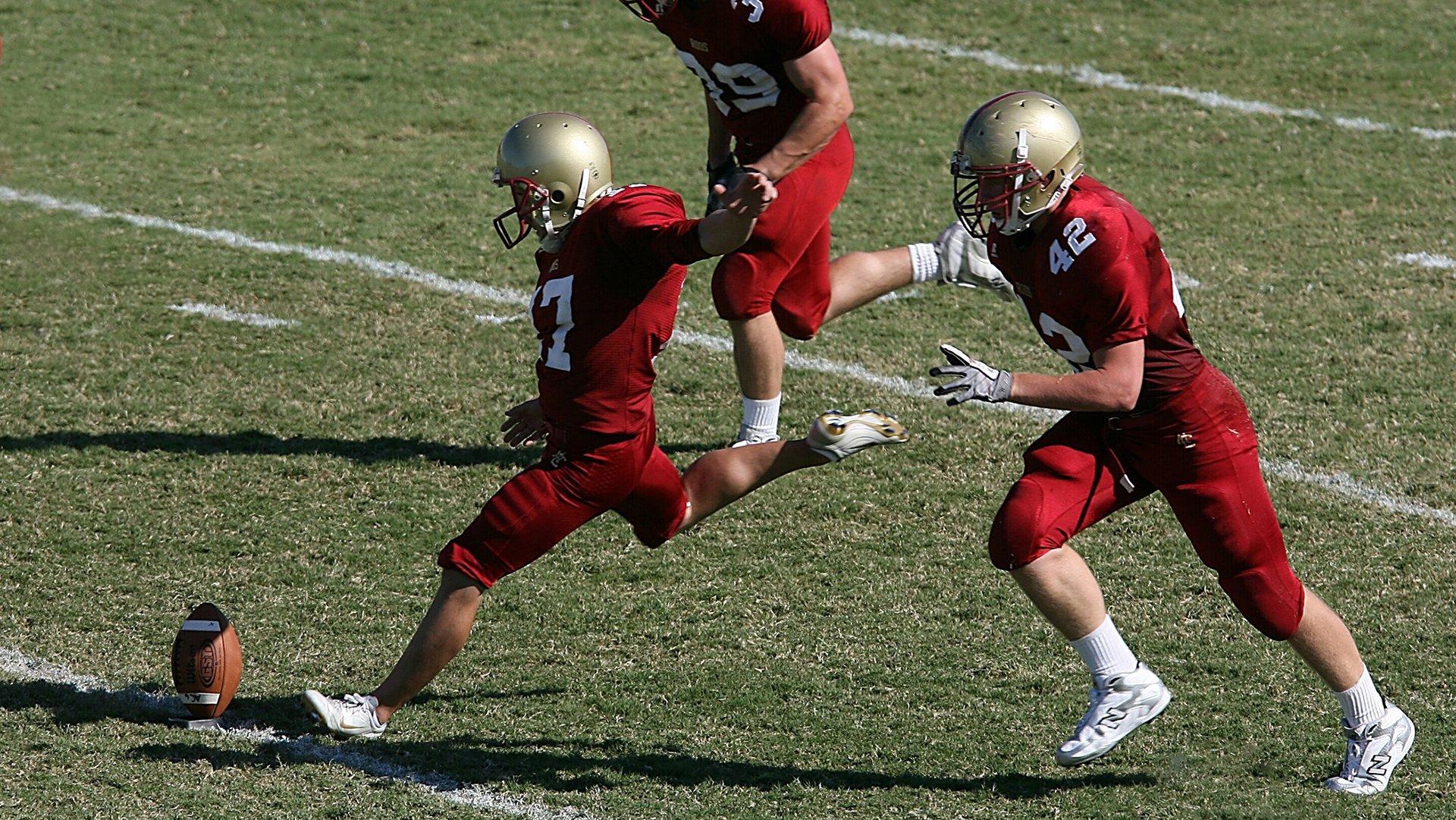 哈兰德梅开二度助曼城豪取五连胜 挪威神锋领跑英超射手榜